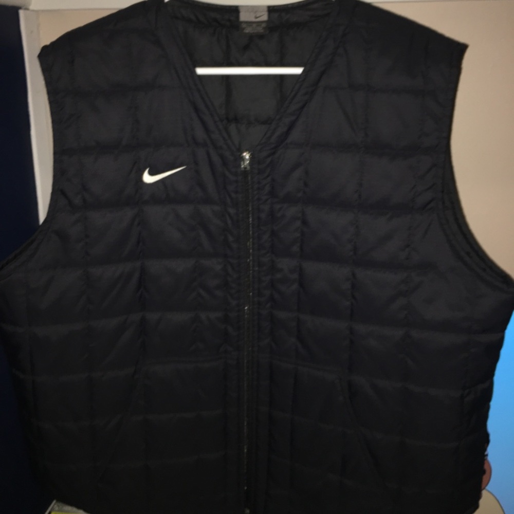 nike vest